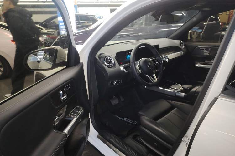 Used Mercedes-Benz EQB 2024 EQB 260