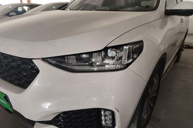 Used Wey VV6 2018 2.0T Two-Wheel-Drive Ultra-Luxury Version China V Standard