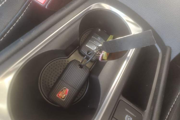 Used Roewe Ei5 2019 Smart Connect Supreme Edition
