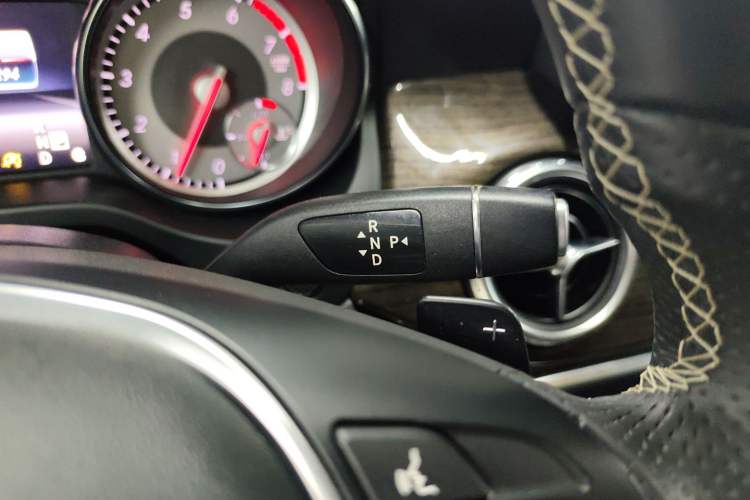 Used Mercedes-Benz GLA 2016 GLA 200 Fashion Model