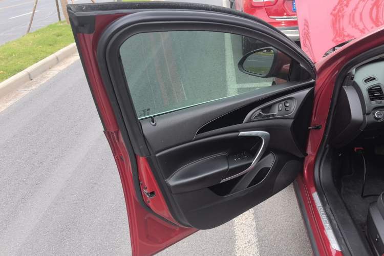 Used Buick Regal 2015 1.6T Leading Technology Model
