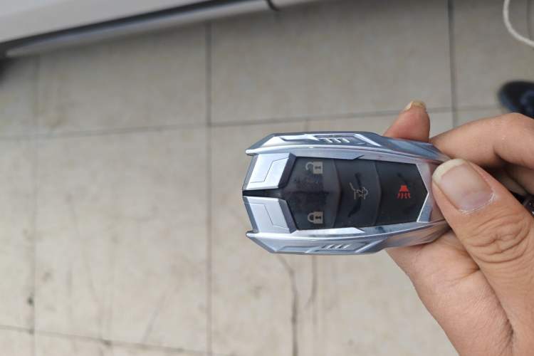 Used Cadillac XT4 2018 28T Two-Wheel Drive Leading Version
