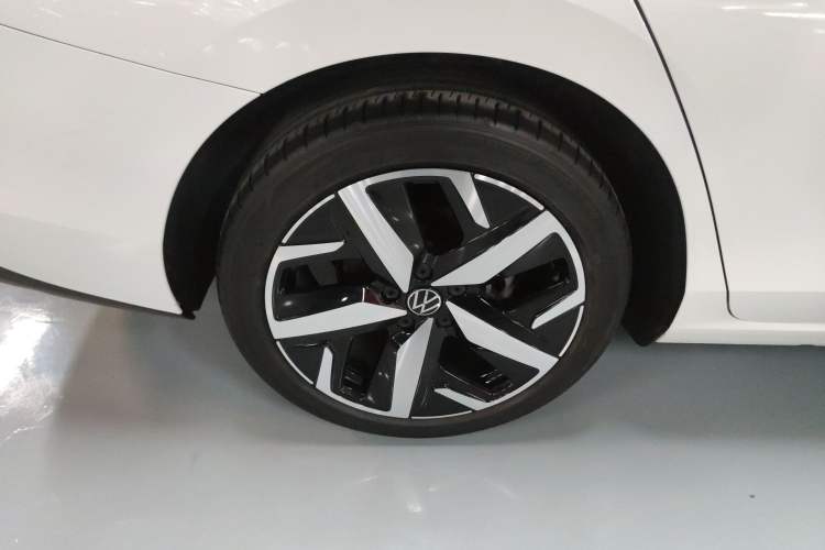 Used Volkswagen Lamando 2022 Lavida L 280TSI DSG Cool & Spicy Edition
