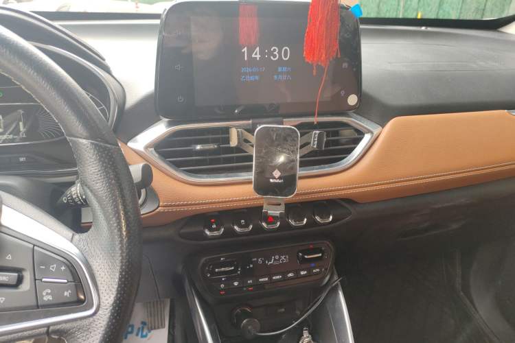 Used Baojun 510 2017 1.5L Manual Luxury Model
