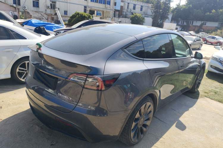 Used Tesla Model Y 2022 Performance High-Performance All-Wheel-Drive Version