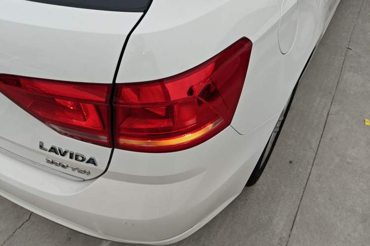 Used Volkswagen Gran Lavida 2017 230TSI DSG Comfort Edition