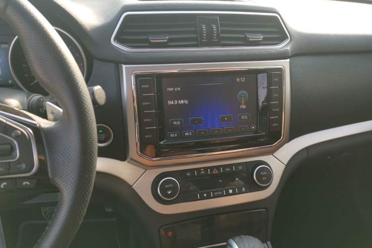 Used Haval H6 Coupe 2016 Blue Label 1.5T Automatic Two-Wheel Drive Urban Model
