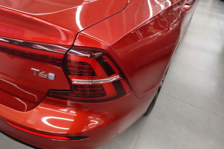 Used Volvo S60 2020 T4 Zhiyuan Sport Edition
