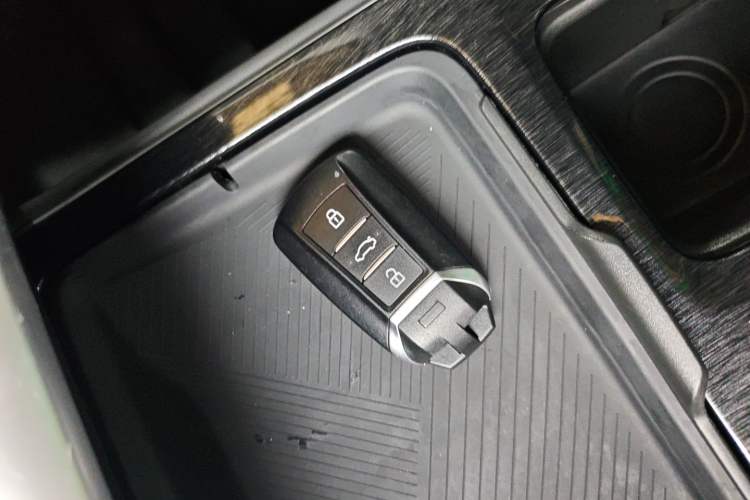 Used Dongfeng Aeolus Yixuan MAX 2021 1.5T Super Cool Dad Edition