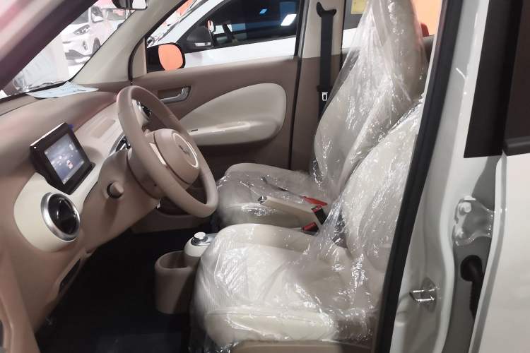 Used Wuling Hongguang MINIEV 2025 Four-Door Version Advanced Edition
