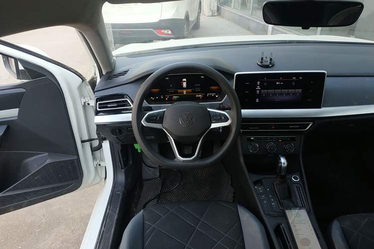 Used Volkswagen Lavida 2023 1.5L Automatic De Yi Edition