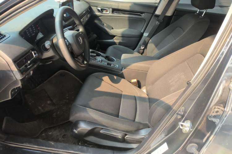 Used Honda Civic 2022 240TURBO CVT Dynamic Edition
