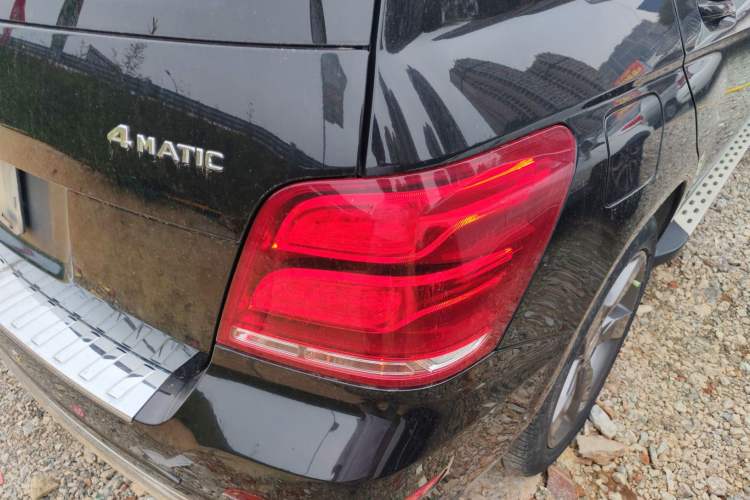 Used Mercedes-Benz GLK-Class 2013 GLK 300 4MATIC Dynamic Sunroof Model