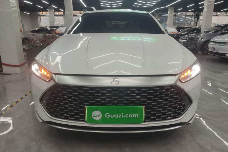 Used BYD Qin PLUS 2024 HONOR Edition DM-i 55KM Leading Model
