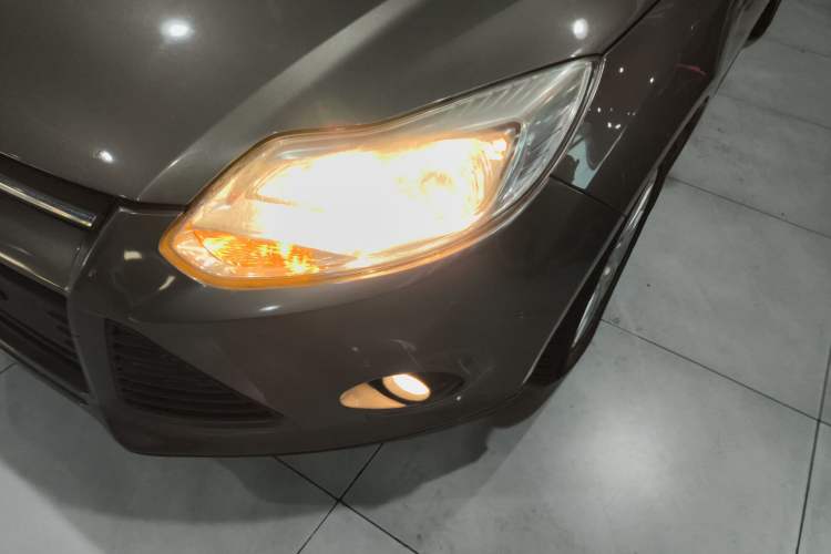 Used Ford Focus 2012 Sedan 1.6L Automatic Comfort Model