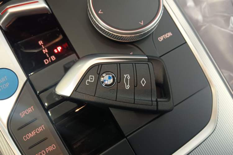 Used BMW i4 2023 eDrive40
