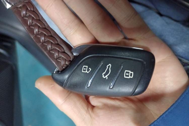 Used Roewe i5 2021 Revised Version 1.5L CVT Diamond Edition
