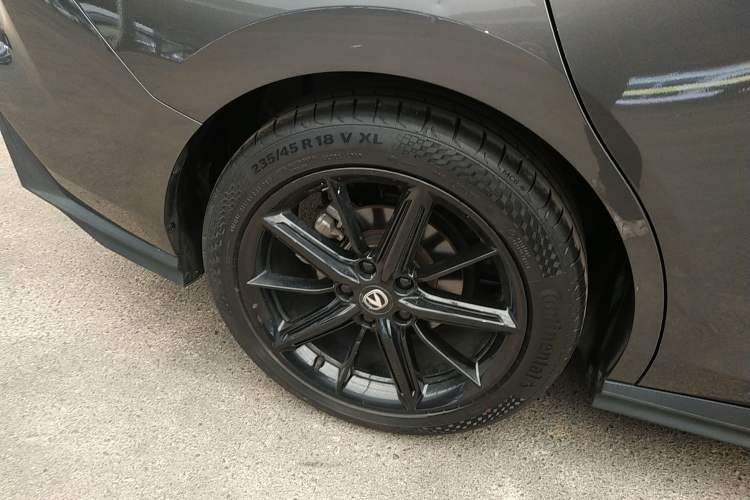 Used Changan UNI-V 2022 1.5T Prestige Version
