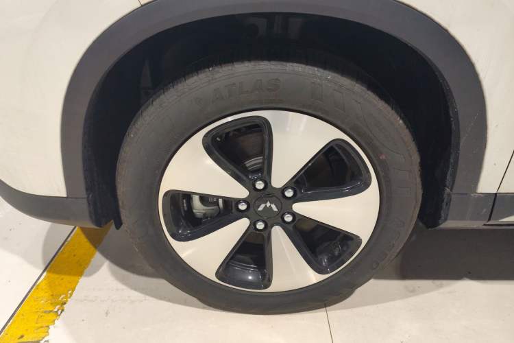 Used Wuling Xingyun 2023 2.0L DHT Flagship Edition
