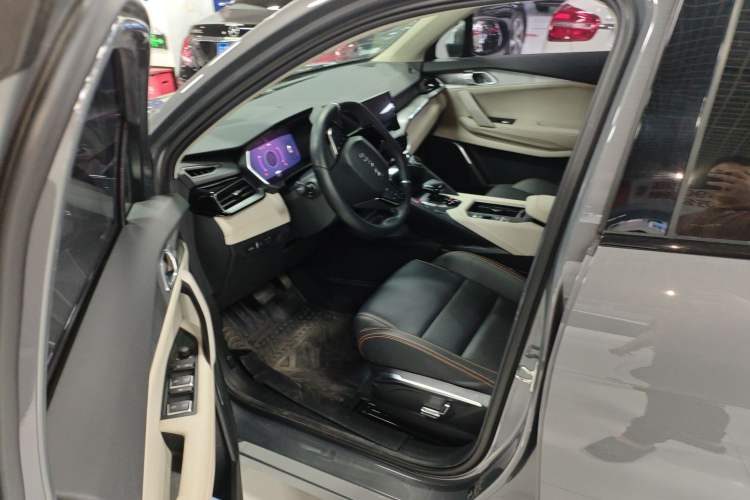 Used Lynk & Co 06 EM-P 2020 PHEV Plus
