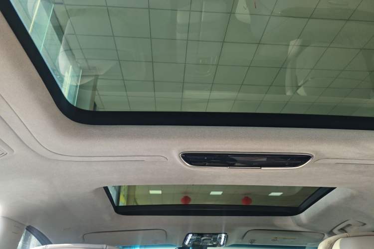 Used Buick Century 2023 2.0T Six-Seater Yinshi Edition