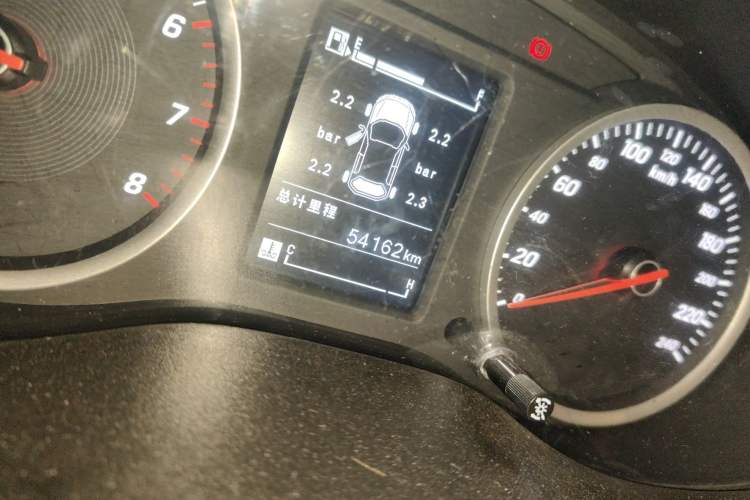 Used Baojun 730 2019 1.5L Manual Fashion Model 7-seater National V
