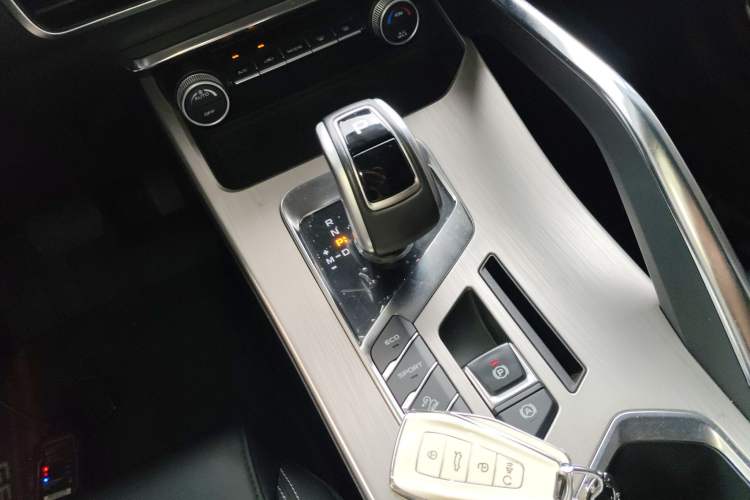 Used Geely Auto Coolray 2019 260T DCT Knight China VI Standard
