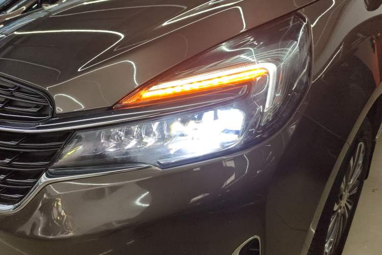 Used Buick GL8 2022 Land Business Class 652T Luxury Model
