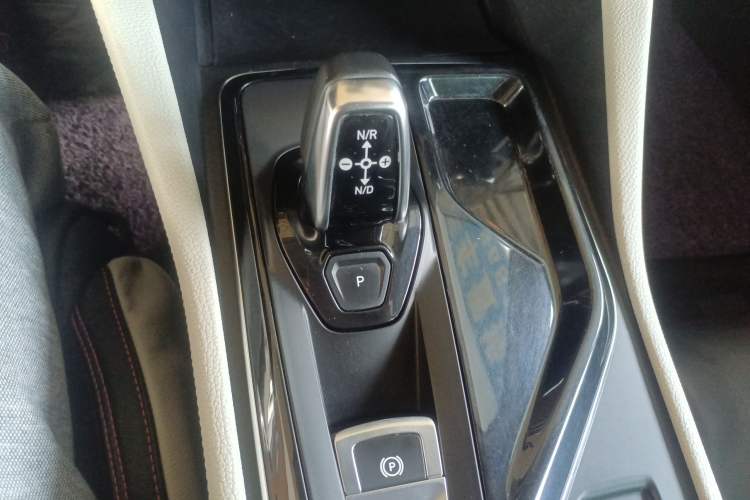 Used Lynk & Co 02 2018 1.5T DCT Two-Wheel Drive Zhaoban China V Standard