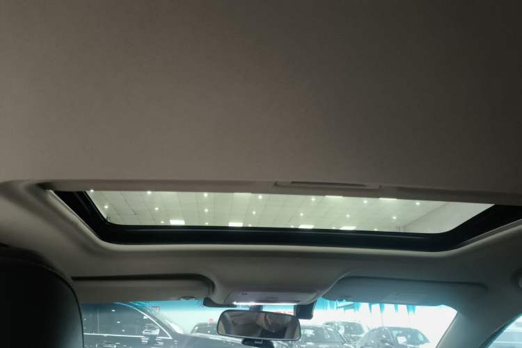 Used Chevrolet Monza 2022 320 Automatic Enjoyment Sunroof Version
