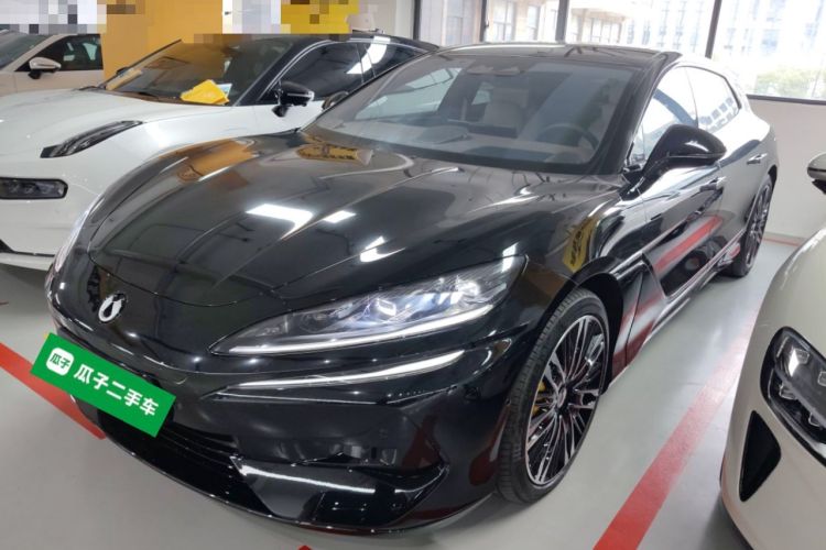 Used Denza Z9GT 2024 1100 Four-Wheel Drive Ultra Version
