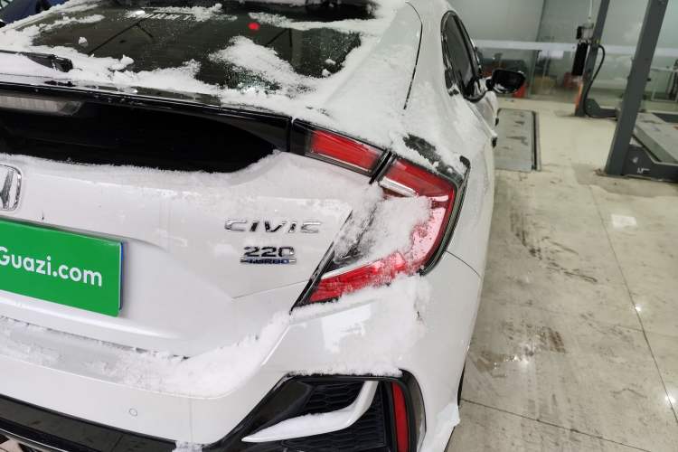 Used Honda Civic 2021 HATCHBACK 220TURBO CVT Trendy Cool Edition
