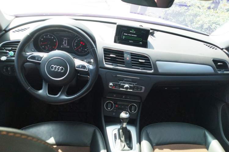 Used Audi Q3 2017 30 TFSI Fashion Model