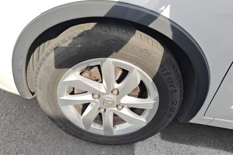 Used Baojun 310W 2017 1.5L Manual Fashion Model China V
