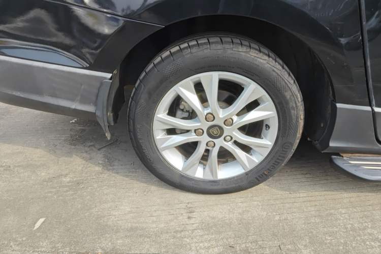 Used Baojun 730 2016 1.8L iAMT Luxury Model 7 Seats