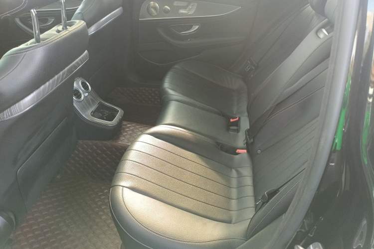 Used Mercedes-Benz E-Class 2022 Second Facelift E 300 L Luxury Edition
