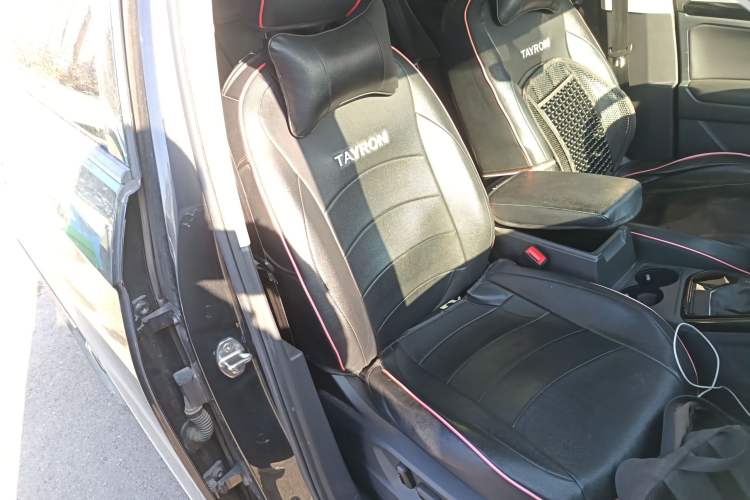 Used Volkswagen Tayron 2020 330TSI Two-Wheel Drive Luxury Smart Connectivity Version
