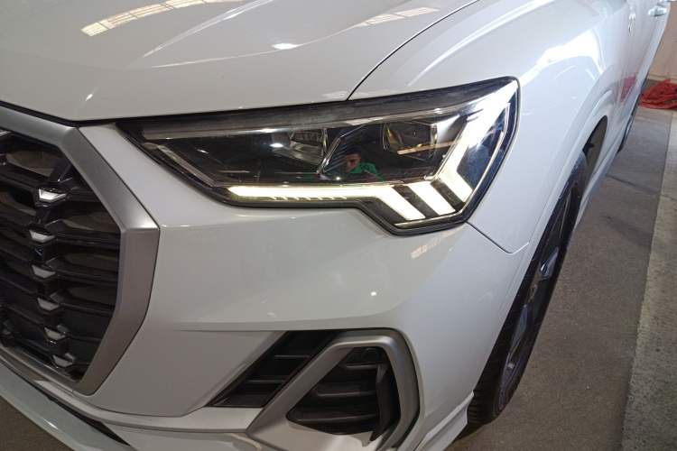 Used Audi Q3 2019 35 TFSI Fashion Dynamic Model
