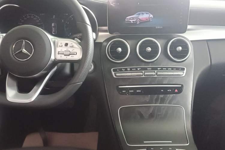 Used Mercedes-Benz C-Class 2020 Restyled C 200 L Fashion Edition Sport Version
