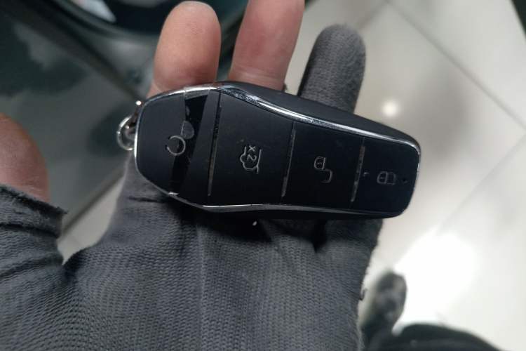 Used BYD Han L 2025 DM-p Four-Wheel-Drive LiDAR Flagship Model
