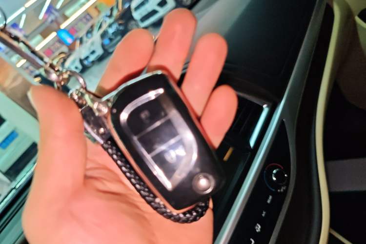 Used Toyota Highlander 2018 2.0T Four-Wheel Drive Elite Edition 7 Seats China VI Standard
