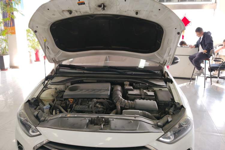 Used Hyundai Elantra 2016 1.4T Dual-Clutch Xuan Dong · Dynamic Version
