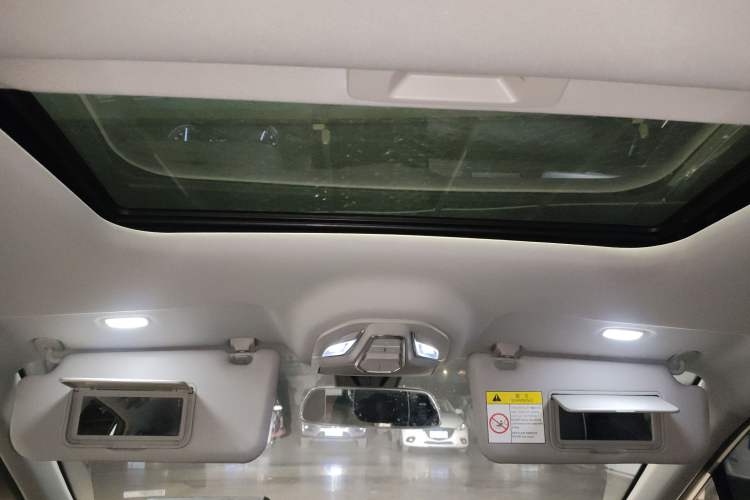 Used Wuling Jiachen 2022 1.5T CVT Deluxe Flagship Edition
