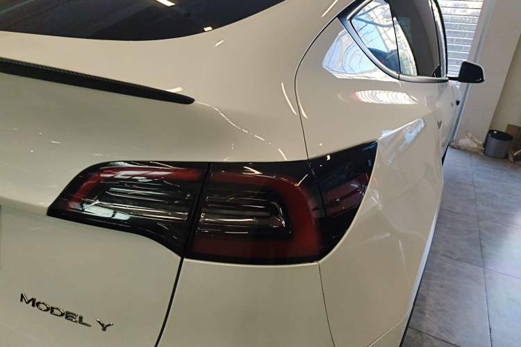 Used Tesla Model Y 2021 Standard Range Rear-Wheel Drive Version