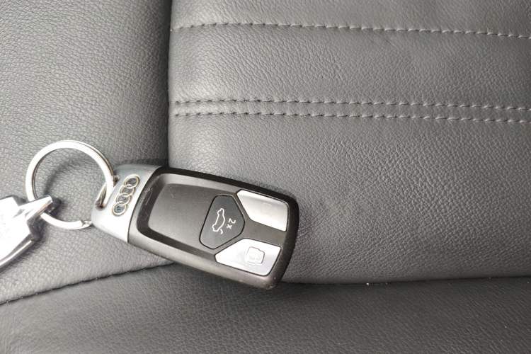 Used Audi Q5L 2020 Updated 40 TFSI Prestige Fashion Edition