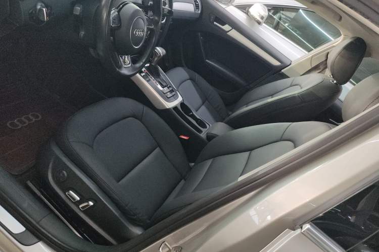 Used Audi A4L 2015 35 TFSI Automatic Standard Model
