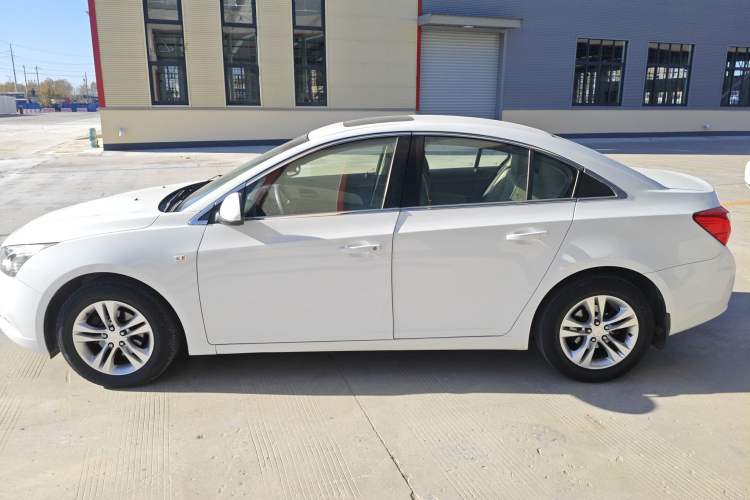 Used Chevrolet Cruze 2015 1.5L Classic SE AT
