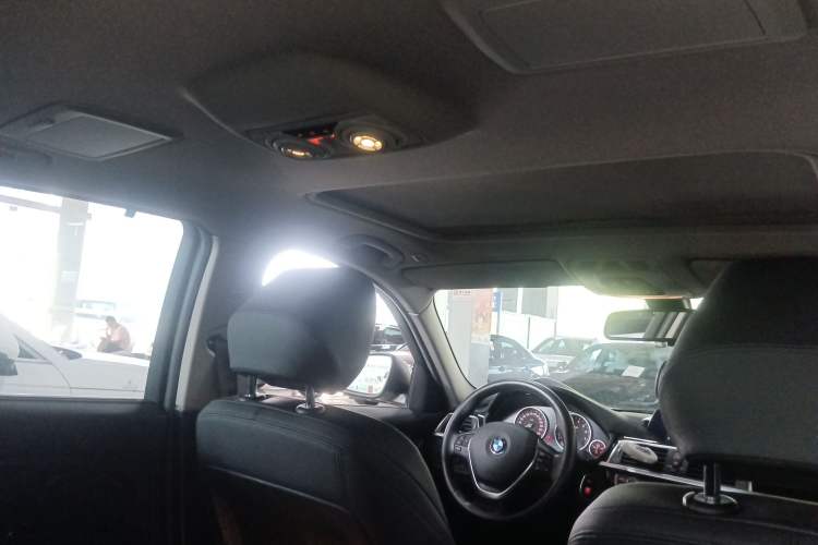 Used BMW 3 Series 2018 320Li Fashion Model
