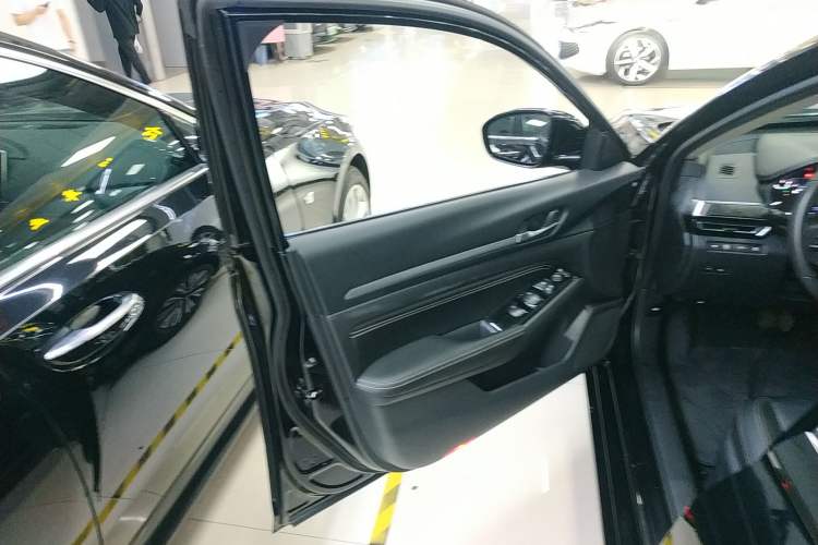 Used Nissan Teana 2022 2.0L XL-TLS Enjoyment Edition
