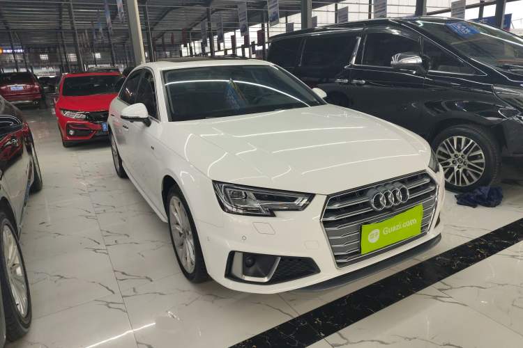 Used Audi A4L 2019 40 TFSI Fashion Edition China VI Emission Standard